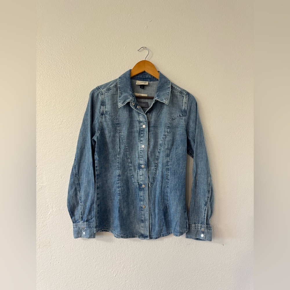 Universal Thread Blue Denim Button Down, Size 8, … - image 1